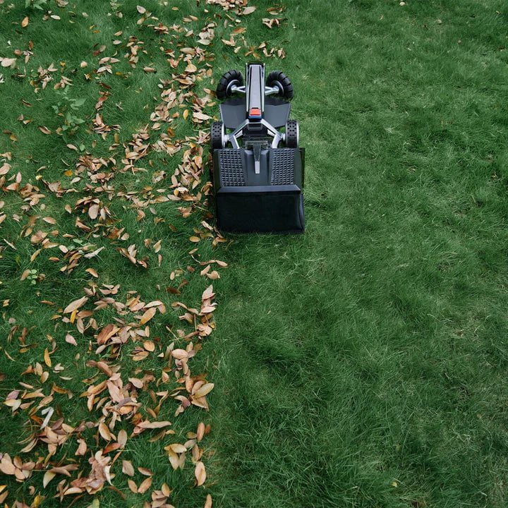 EcoFlow | BLADE Robotic Lawn Mower